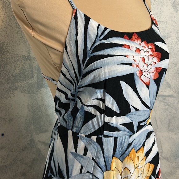 Forever 21 Tropical Bloom Flare Dress with Floral Print size S - Picture 6 of 8